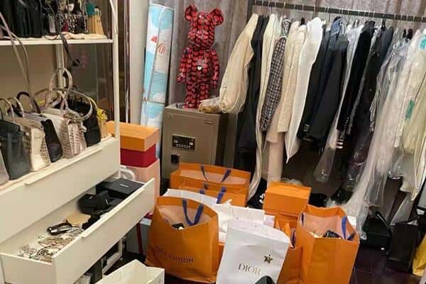天津和平区回收一线品牌衣服